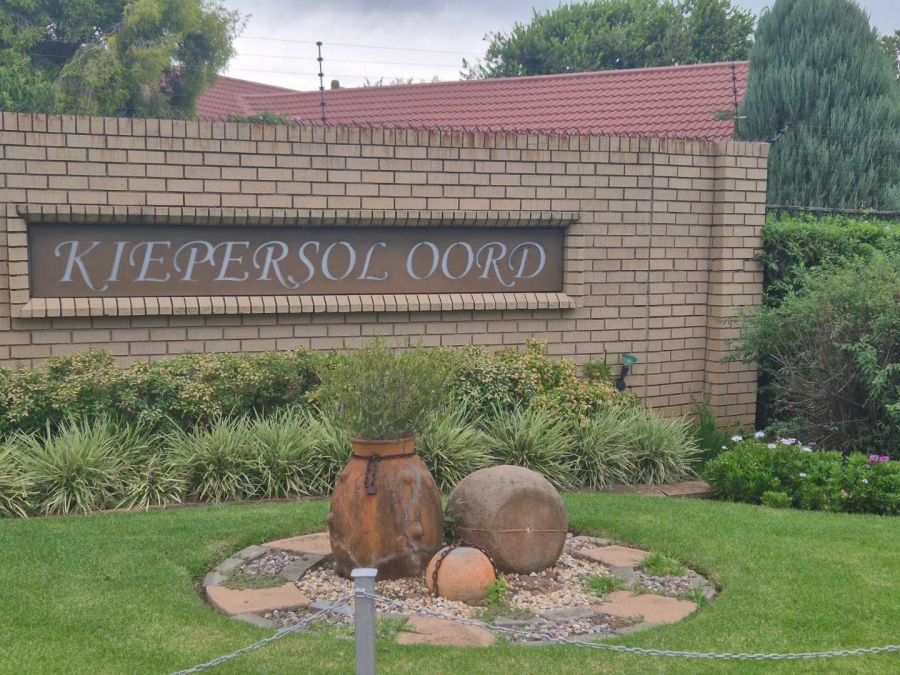 2 Bedroom Property for Sale in Kiepersol Free State